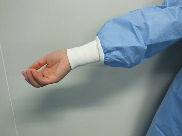 Standard Disposable Surgical Gown Medical Non - Woven SMS Sterile Hospital