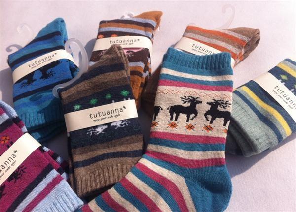 Christmas deer patterned design cosy cotton thick winter dress socks for women