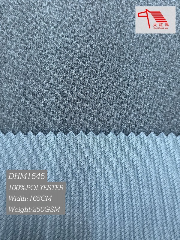Heavy Weight Twill Polyester Cationic Fabric 250GSM Two Tone Effect For Sportswear