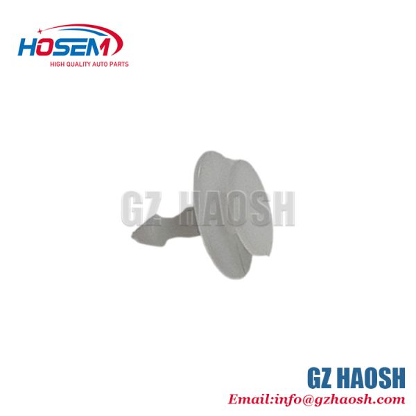 Isuzu Truck Parts 1-09983161-0 Plastic Clip Grille Corner Trim suitable for NKR77 600P