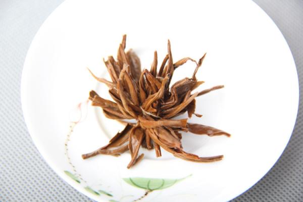 High quality good tasty famous chinese black loose leaf tea