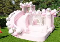 Castillo de salto animoso blanco inflable rosado en colores pastel de la casa inflable de la despedida de las muchachas