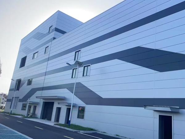 Edificio moderno de almacén prefabricado Taller industrial Sala de fabricación comercial