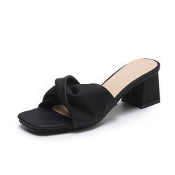 Custom Ladies Pointed Toe Women Shoes For Outdoor Casual Occasions