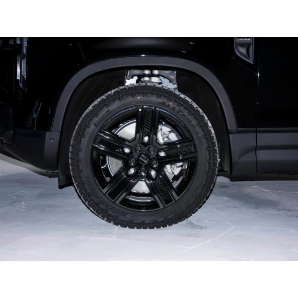 Ji Shi 01 7-Seater Version SUV Professional Service Electric Fuel Type