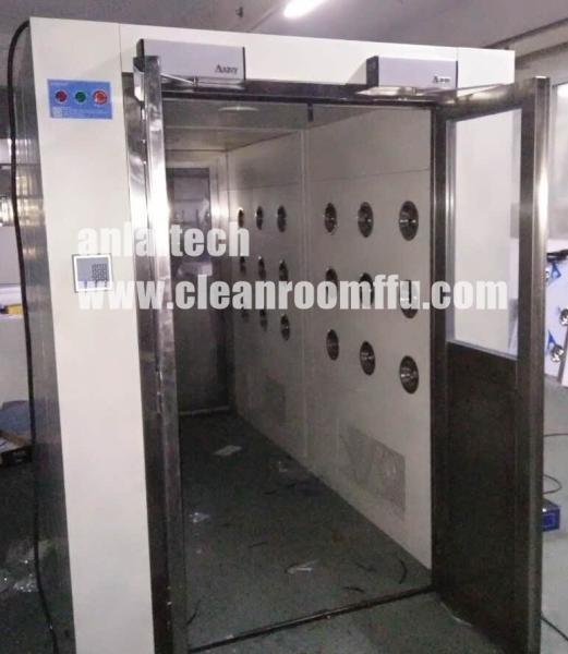 China Automatic induction door cargo air showers clean room equipment