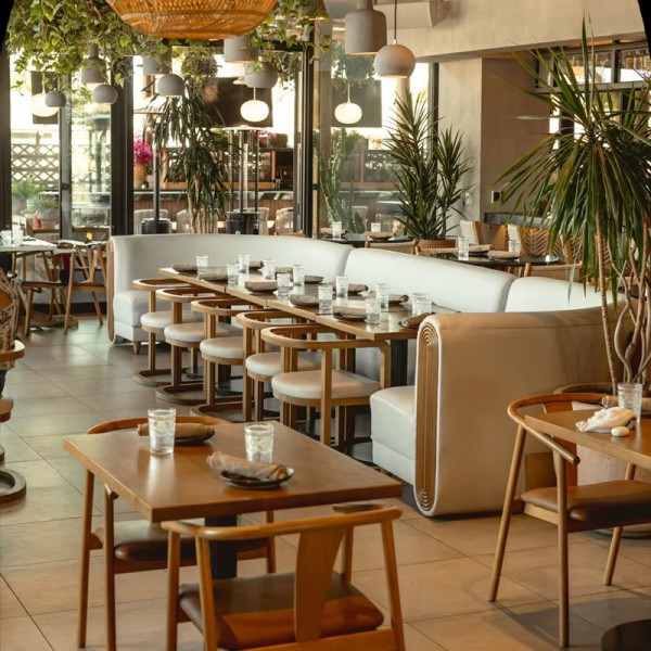 Luxury Design Customizable Commercial Restaurant Furniture Durable Materials Cafe Booth Seating