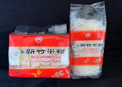 Macarronetes de aletria orgânicos de preparação sem glúten do arroz