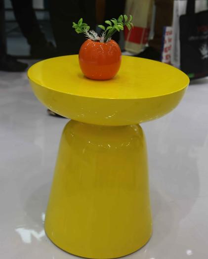 Yellow Arcylic Round Metal Coffee Table Small Indoor Customizable SGS