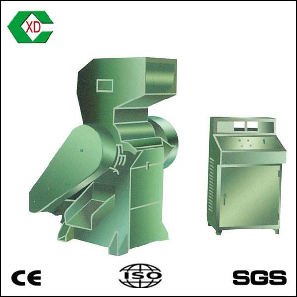 Tyre Rubber Recycling Machine 380 V 50 Hz With Water Cooling System Stable