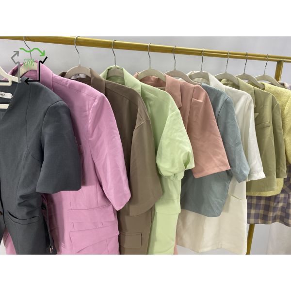 Mixed Colors Second Hand Fashion Short Coat Suit for Fall Spring Wholesale