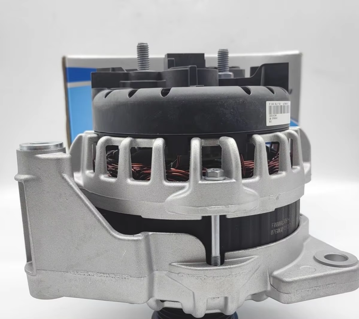 Weichai Original Starter Generator Assembly for WP6H Diesel Engine Part Number 1002141549