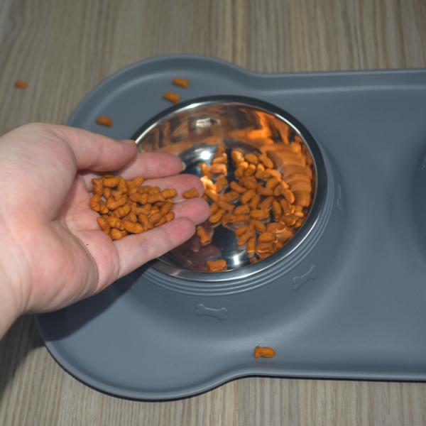 Double Pack Silicone Pet Supplies Customized Logo Dog Pet Feeding Bowls