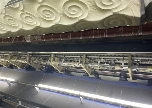 Canela estofando industrial da máquina da multi agulha do colchão não automatizada