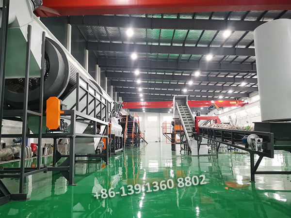 OEM Plastic Bottle Crushing Machine / Plastic Recycling Granulator 3-5T/H
