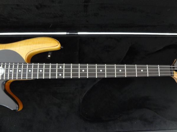 4 string bass guitar Fodera custom bass guitar Alder with flamed maple top Taiji design body MOP inlay logo