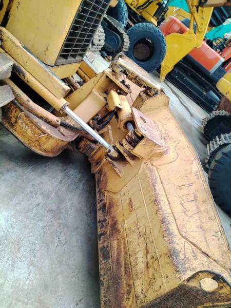 Caterpillar D4G Bulldozer Cat D4g Dozer Weight 4t 13.9km h
