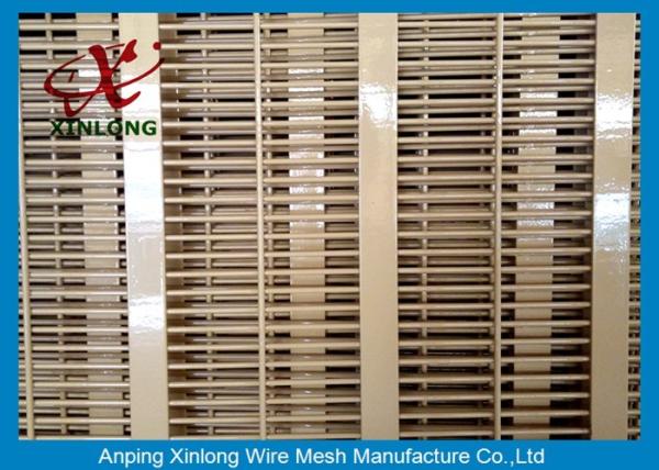 Anti Climbing 2.8*2.2m High Security Fence Electric Galvanized Wire Mesh Panel