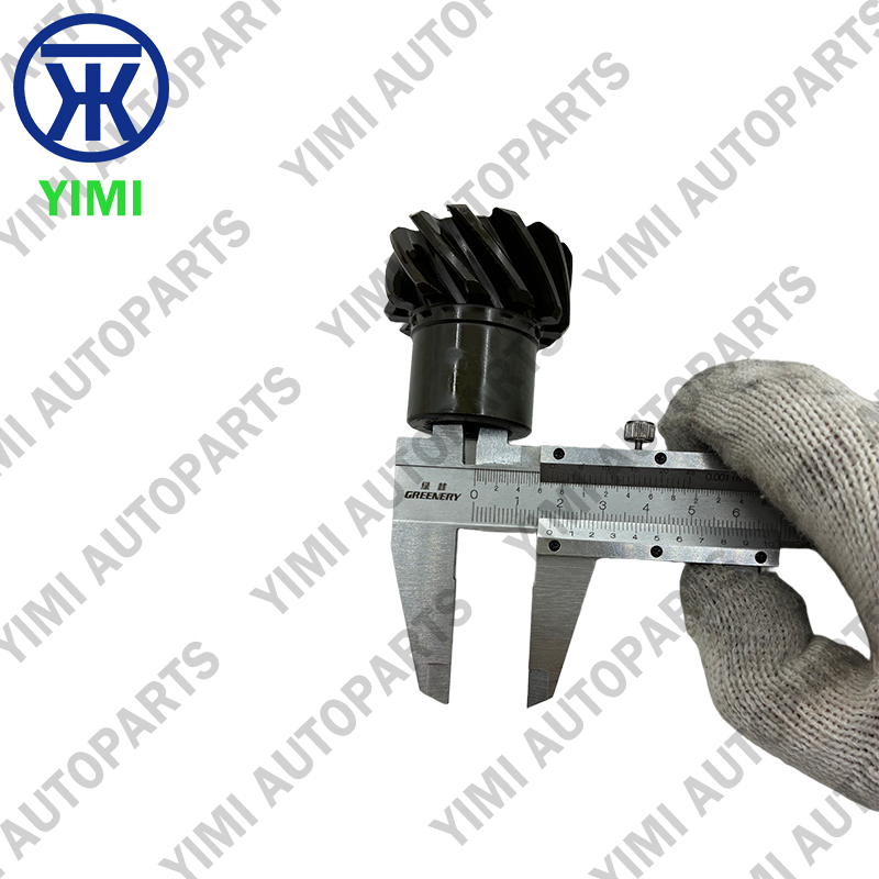 High-strength alloy steel oil pump drive pinion heat-treated HRC 50-55 direct OEM replacement for Isuzu NPR 4BD1 engine