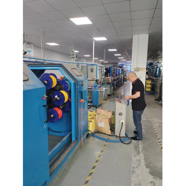 40W Electric Power Fiber Optic Polishing Machine with 127mm Polishing Plate and 340*220*460mm Size for FTTH Applications