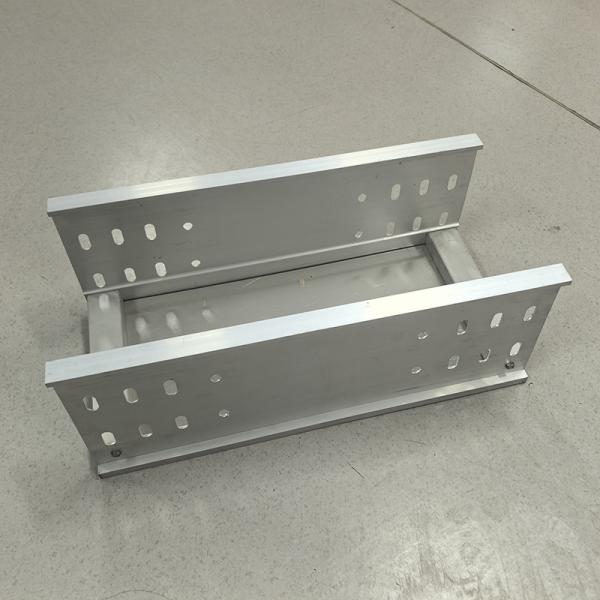 1.0mm-3.0mm Solid Bottom Type Cable Tray Anodizing Aluminum Alloy Indoor Outdoor