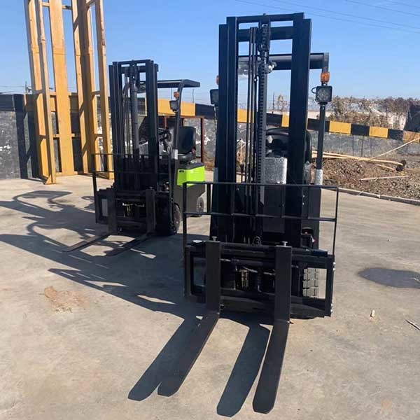 CPD075 0.75T Electric Forklift Truck 750kg Lead Acid Battery Forklift Orange