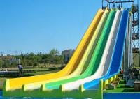 O parque fechado da água da fibra de vidro da espiral 10mm do tubo monta competindo