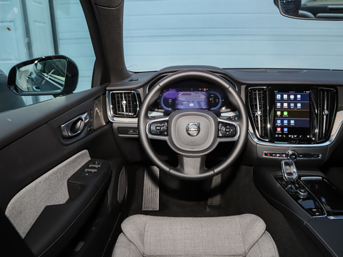 Luxury Geely Vol-vo S60 Hybrid Vehicle Car for Medium Sized SUV Home Automobile