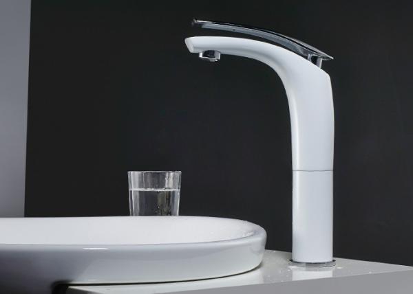 Bubble Aerator Wash Hand Basin Taps , ROVATE Waterfall Faucet For Bathroom Sink