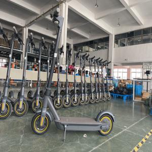 Liga de alumínio elétrica do "trotinette" 30km/h de Bluetooth da bateria de l