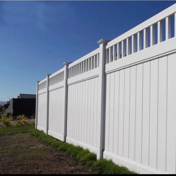 6FT Height 8ft Width Plastic PVC Privacy Fence UV Resistance