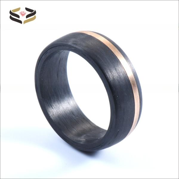 Anillo de boda para hombre con incrustaciones de círculo de oro rosa y fibra de carbono negro de 8 mm para compromiso