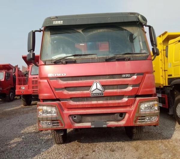 60 Cubic Engine Sinotruk HOWO 6*4 /8*4 Mixer for Mobile Heavy-Duty Construction Vehicle