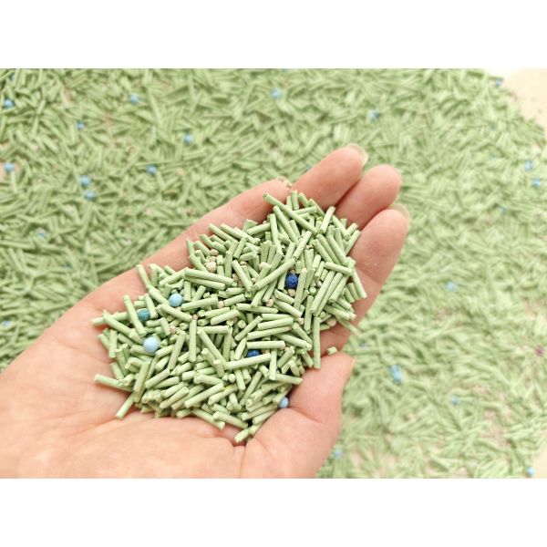 Plant fibre green Tofu Cat litter with fast clumping low dust and superior odor control available in bulk packaging and multiple scent varieties