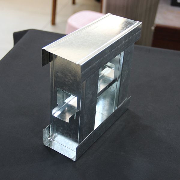 Industrial Design Drywall Galvanized Steel Profiles Easy Installation Track And Stud Framing