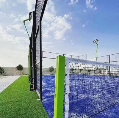 Cores personalizáveis gramado artificial pádel campos de tênis com linhas e padrões visíveis