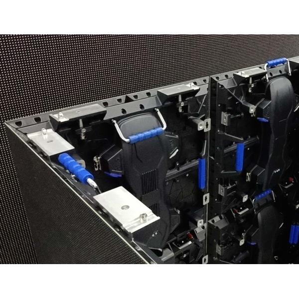 На открытом воздухе строя угловой экран SMD3535 P10 960x960mm СИД рекламы