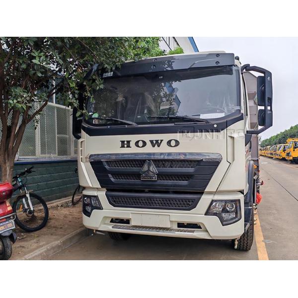 HOWO Chariot balayeur de route 4X2 Chariot de nettoyage de neige