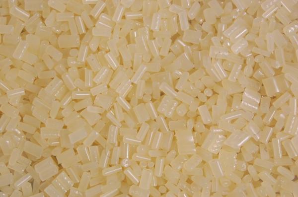 Yellowish Coated EVA Paper Hot Melt Glue Pellets For Bookbinding Granule