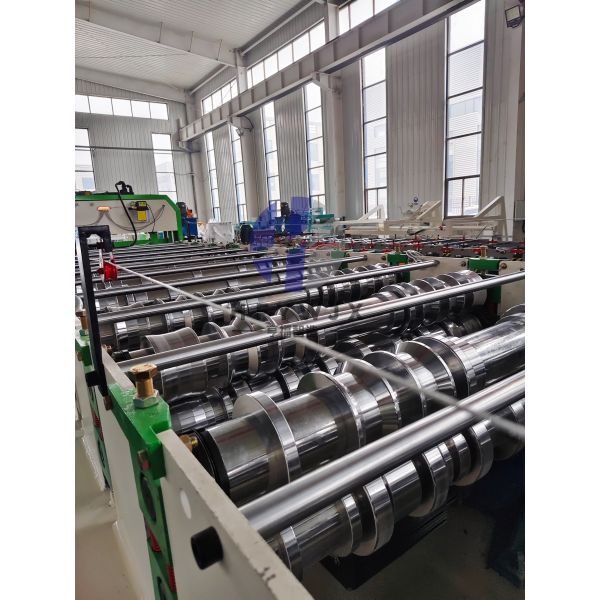 PLC Intelligent Trapezoidal Roll Forming Machine 40m/Min with 23 Stations