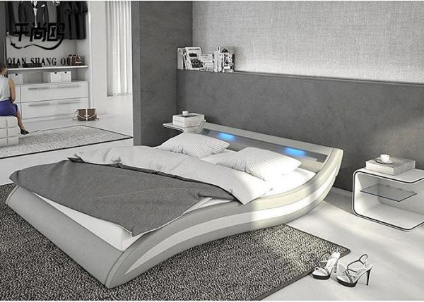 Stylish Durable LED Upholstered Bed / Customizable Modern Leather Bed
