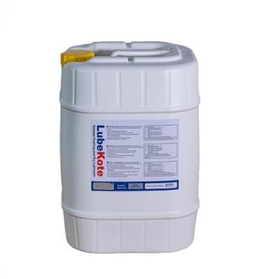 Pièces automobiles Agent de libération de moisissure interne Liquide légère odeur 25L 200L Emballage