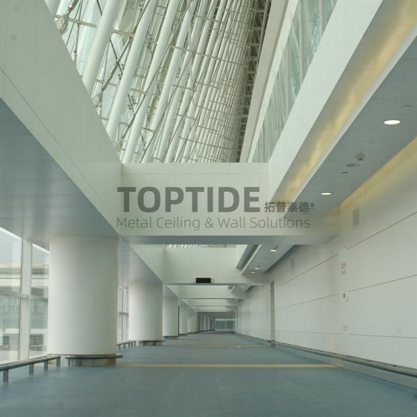 Custom Made Exterior Suspended Aluminium Windproof Ceiling Metal Curved Washable Ceiling Tiles