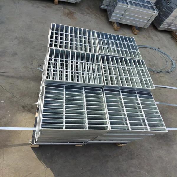 Park Carbon Steel Strip Hot Dip Galvanized Grating Gutter Cover