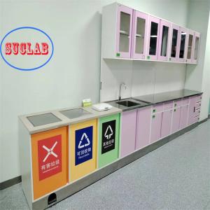 Station de travail d'élimination de l'hôpital montée sur le mur avec tiroirs et