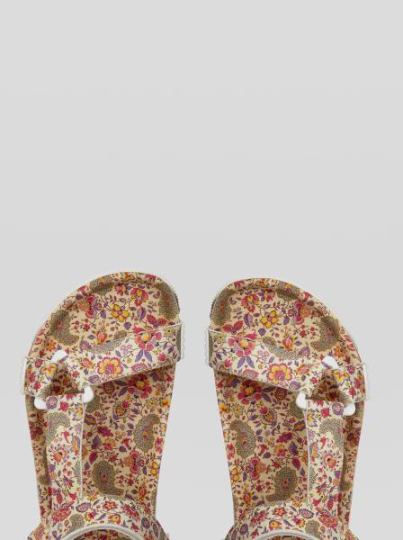 OEM Casual Flat Sandals For Ladies With Coral Red Bezli Floral Straps
