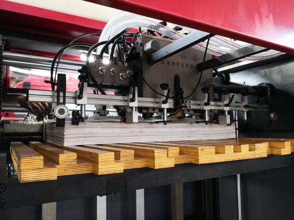 JIGUO TMY-1060H Automatic Die Cutting Hot Stamping Machine Max Paper Size 1060*760mm  Sheet Thickness：Cardboard：0.1-3mm （80-2000gsm） Corrugated board：≤4mm