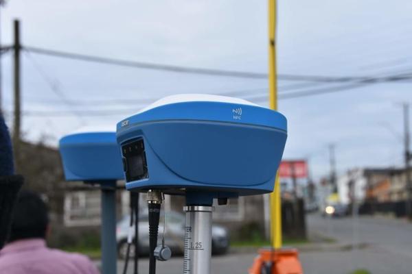 TersusオスカーはGnssの基礎粗紡機Tc20 Rtk Gnssの受信機を進めた