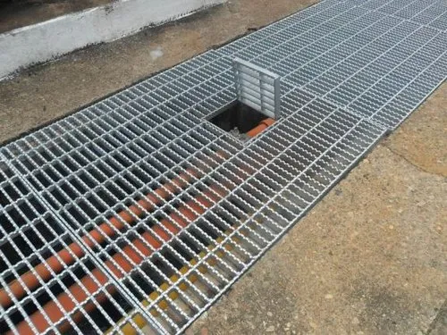 Durable Construction Steel Grating Drain Cover with Customizable Sizes and Debris-Resistant Design for Efficient Stormwater Management