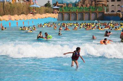 Fashional Fiberglass Water Parks With Wave Pools Popular Cool / Water Slide